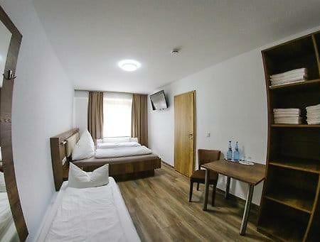 Look Hotel & Rooms Crailsheim Exteriör bild